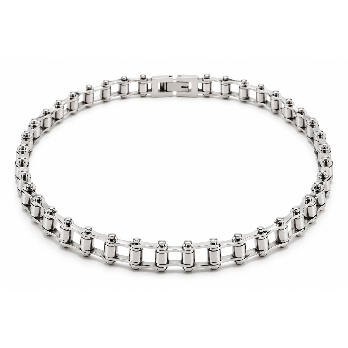7mm Bike Chain Necklace in Silver colour